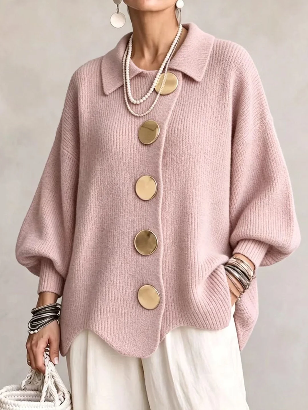 Stefania | Cardigan oversize con colletto e bottoni metallici